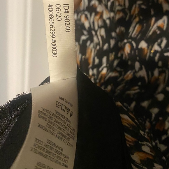 Express Metallic Printed Tie Back Balloon Sleeve Top Size Large - Picture 4 of 5